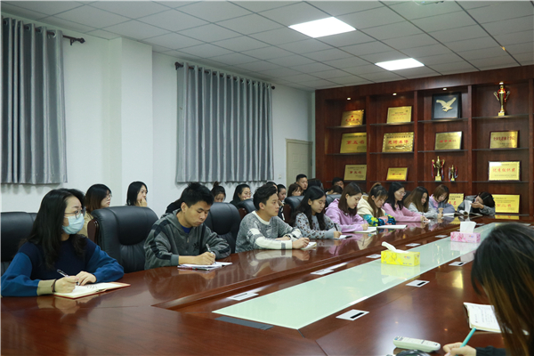 图片三.jpg 图片三.jpg