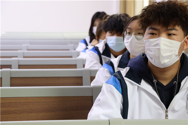 图片六.jpg 图片六.jpg